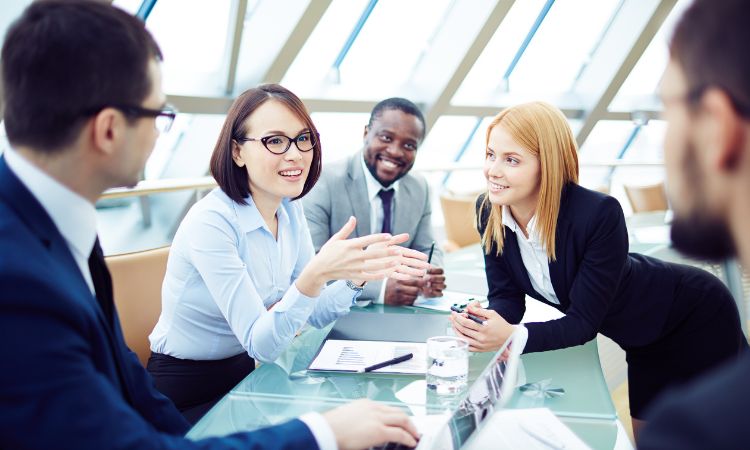 Estrategias para lograr una comunicación efectiva en el trabajo